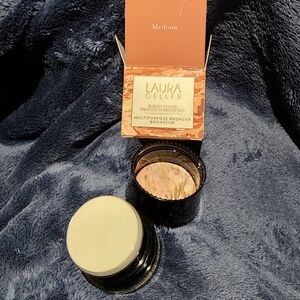 Laura Geller bronzer